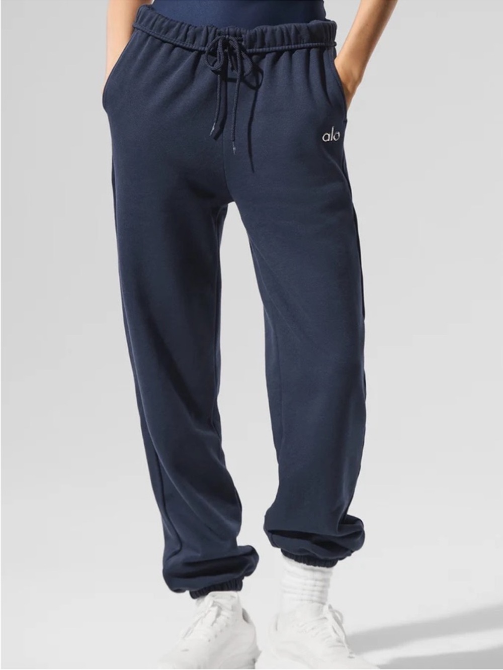 ALO Yoga Navy Blue Jogger Accolade Sweatpants Size Medium